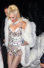 GWEN STEFANI Arrives at Her Hotel in New York 05/06/2019