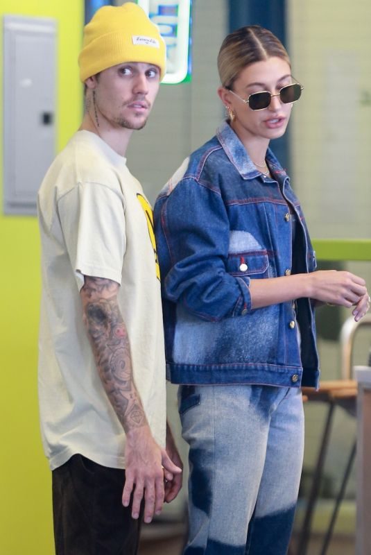 HAILEY and JUSTIN BIEBER at Earthbar in West Hollywood 05/30/2019