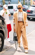 HAILEY and Justin BIEBER Out and About in New York 05/04/2019
