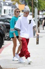 HAILEY and Justin BIEBER Out for Breakfast in West Hollywood 05/18/2019