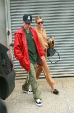 HAILEY and Justin BIEBER Out for Lunch in New York 05/03/2019