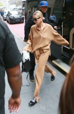 HAILEY and Justin BIEBER Out for Lunch in New York 05/03/2019