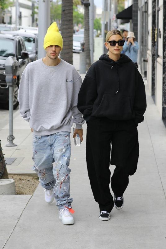 HAILEY and Justin BIEBER Out Shopping in Beverly Hills 05/26/2019