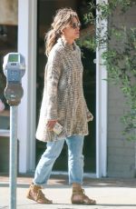 HALLE BERRY Out for Lunch in Studio City 05/25/2019