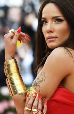 HALSEY at 2019 Met Gala in New York 05/06/2019