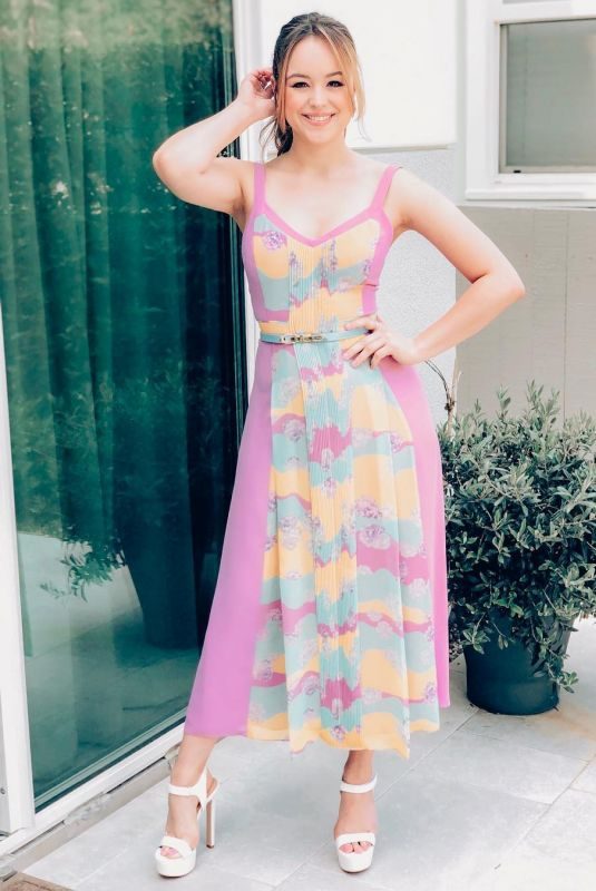 HAYLEY ORRANTIA – Instagram Pictures, May 2019
