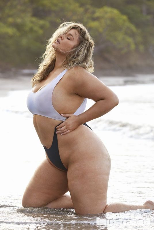 HUNTER MCGRADY in Sports Illustrated Swimsuit 2019 Issue