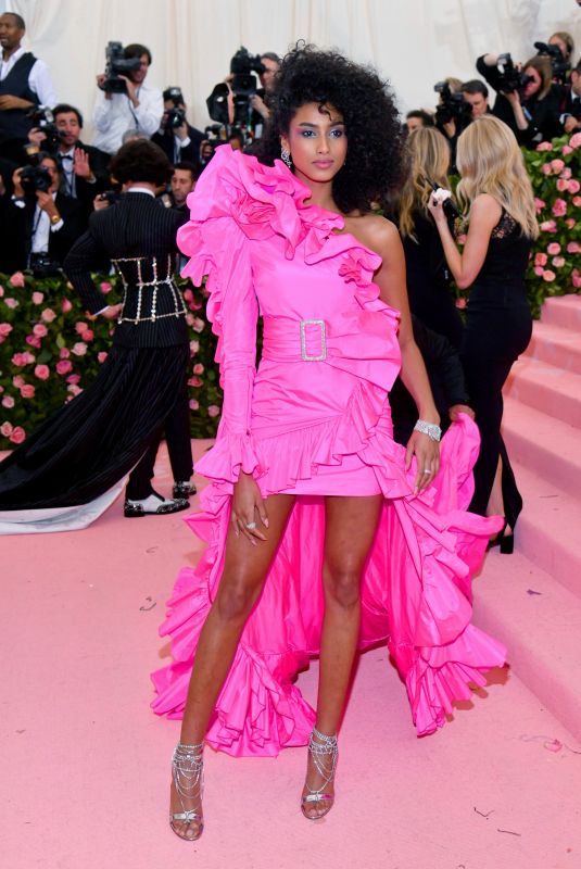 IMAAN HAMMAM at 2019 Met Gala in New York 05/06/2019