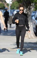 JENNIFER GARNER Out for Coffee in Brentwood 05/11/2019