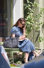 JENNIFER GARNER Out in Brentwood 05/05/2019
