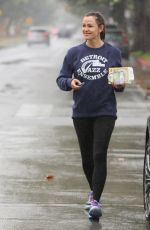 JENNIFER GARNER Out in Los Angeles 05/16/2019