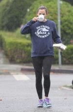 JENNIFER GARNER Out in Los Angeles 05/16/2019
