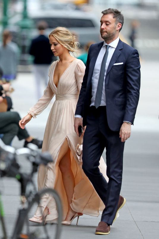 JENNIFER LAWRENCE and Cooke Maroney Out in New York 05/12/2019