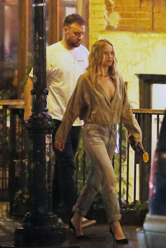 JENNIFER LAWRENCE and Cooke Maroney Out in New York 05/28/2019