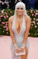 JENNIFER LOPEZ at 2019 Met Gala in New York 05/06/2019