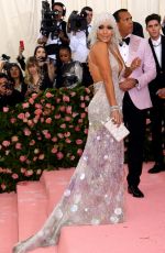 JENNIFER LOPEZ at 2019 Met Gala in New York 05/06/2019
