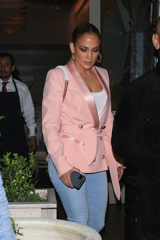 JENNIFER LOPEZ at Avra in Beverly Hills 05/27/2019