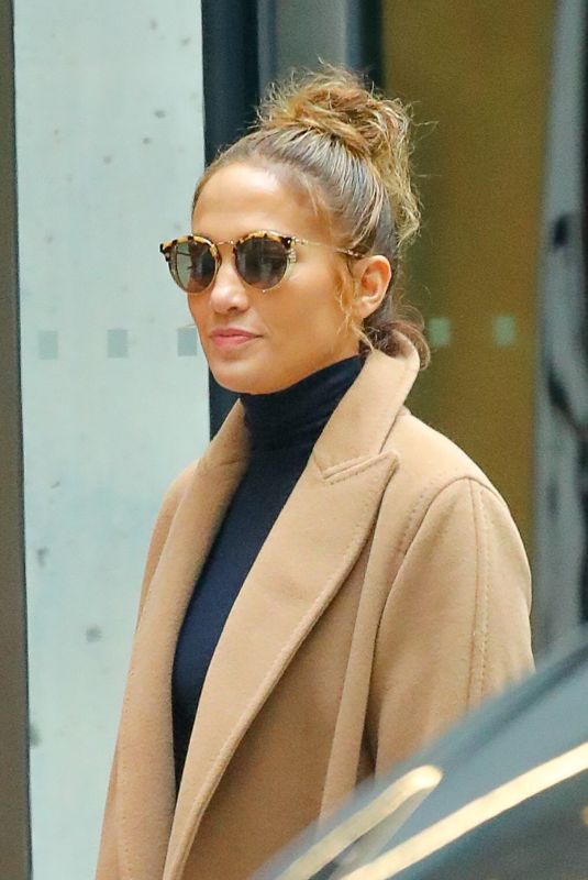 JENNIFER LOPEZ Out in New York 05/03/2019