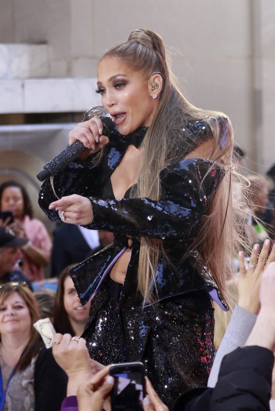 JENNIFER LOPEZ Performs Today Show in New York 05/06/2019