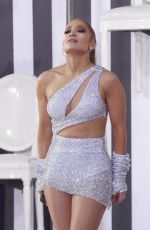 JENNIFER LOPEZ Performs Today Show in New York 05/06/2019