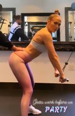 JENNIFER LOPEZ Working Out at a Gym - Instagram Pictures and Video, May 2019