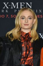 JESSICA CHASTAIN and SOPHIE TURNER at X-men Dark Phoenix Press Conference in Mexico 05/15/2019