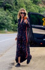 JULIA ROBERTS Out and About in Malibu 05/09/2019