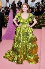 JULIANNE MOORE at 2019 Met Gala in New York 05/06/2019