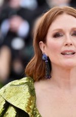 JULIANNE MOORE at 2019 Met Gala in New York 05/06/2019
