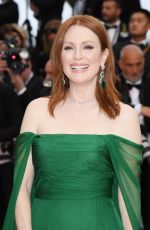 JULIANNE MOORE at The Dead Don