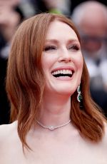 JULIANNE MOORE at The Dead Don