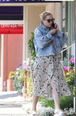 KATE HUDSON Out and About in Los Angeles 05/11/2019