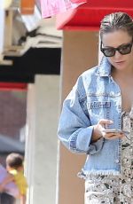 KATE HUDSON Out and About in Los Angeles 05/11/2019