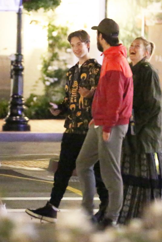 KATE HUDSON Out in Los Angeles 05/10/2019
