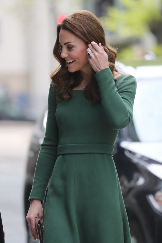KATE MIDDLETON Opens New Centre of Excellence at Anna Freud Centre in London 05/01/2019