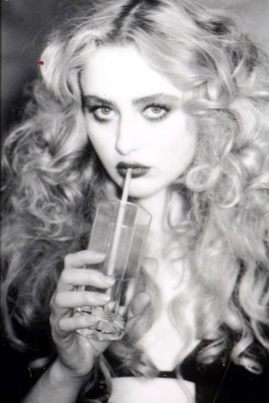 KATHRYN NEWTON by Ellen Von Unwerth, 2019
