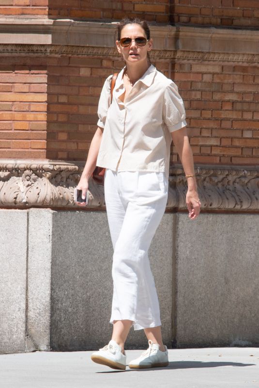 KATIE HOLMES Out in New York 05/15/2019