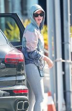 KATY PERRY Shopping at Brentwood Country Mart in Santa Monica 05/17/2019