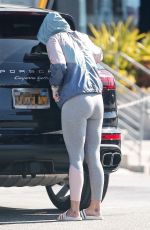 KATY PERRY Shopping at Brentwood Country Mart in Santa Monica 05/17/2019