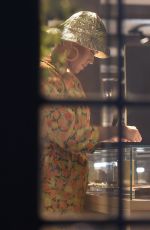 KATY PERRY Shopping for Jewellery at Liberty London 05/01/2019