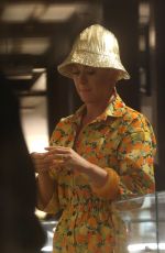 KATY PERRY Shopping for Jewellery at Liberty London 05/01/2019