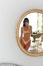 KENDALL JENNER in Bikini in Front of a Mirror - Instagram Pictures and Video 05/26/2019