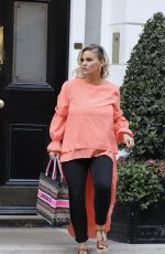 KERRY KATONA Leaves a Harley Street Clinic 05/18/2019
