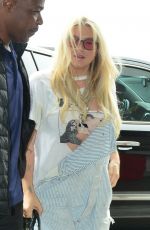KESHA Arrives at LAX Airport in Los Angeles 05/08/2019