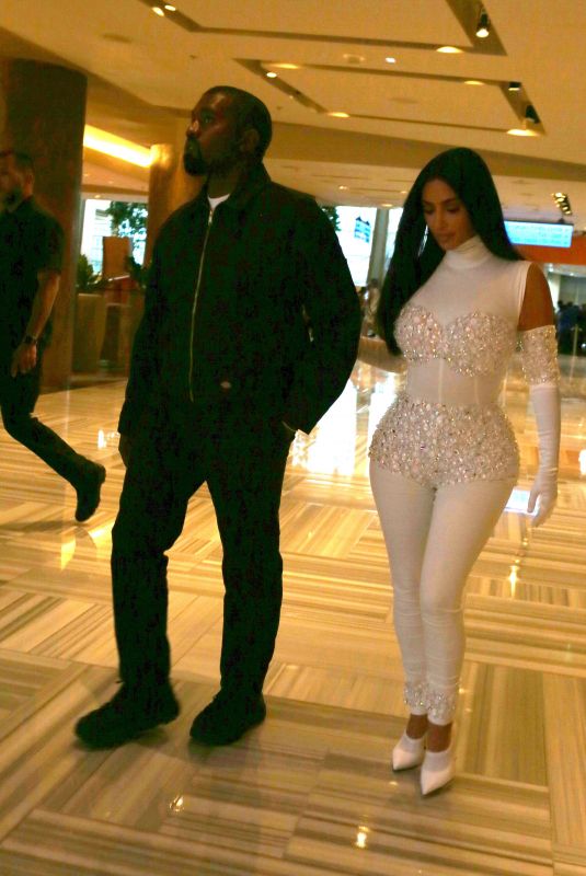 KIM KARDASHIAN at Celine Dion