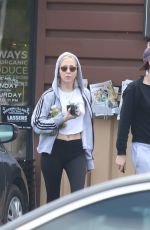 KRISTEN STEWART and SARA DINKIN at a Grocery Store in Los Angeles 05/04/2019