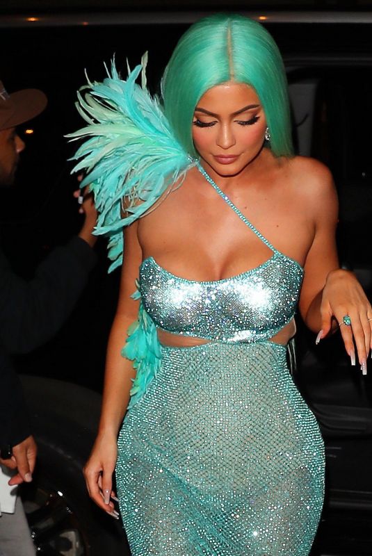 KYLIE JENNER Leaves 2019 Met Gala in New York 05/06/2019