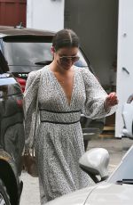 LEA MICHELE Shopping at Brentwood Country Mart 05/11/2019