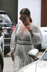 LEA MICHELE Shopping at Brentwood Country Mart 05/11/2019