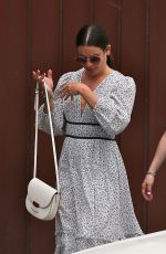 LEA MICHELE Shopping at Brentwood Country Mart 05/11/2019